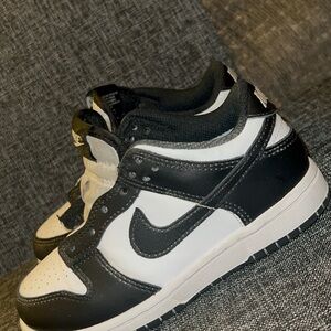 Kids Black and White Sneakers Nike